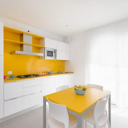 Cozy And Colorful Appartement *